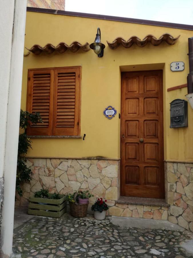 Domunua Holiday House تْشيفالو المظهر الخارجي الصورة